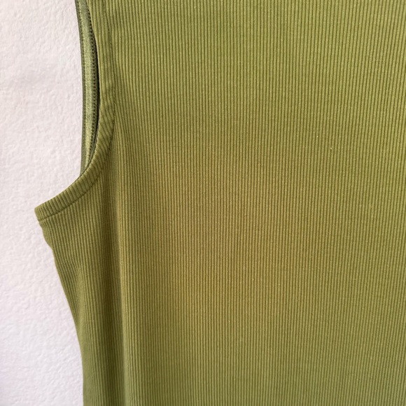 House of Harlow 1960 ribbed modal midi dress. Olive green (pesto).Size small.NWT - Picture 2 of 6